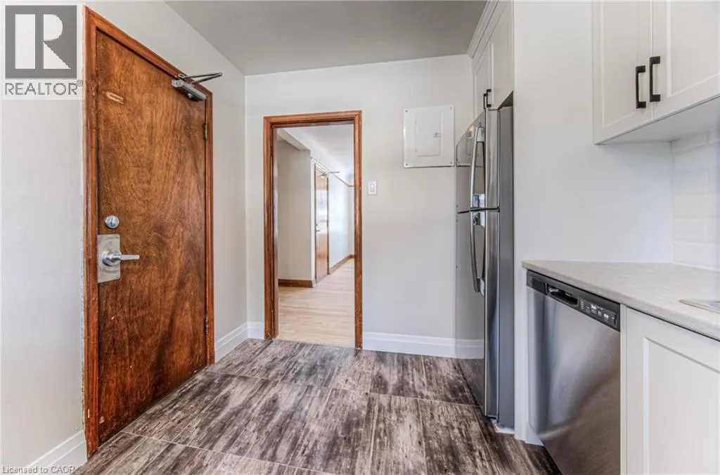 5 HEIMAN Street Unit# 2 #2