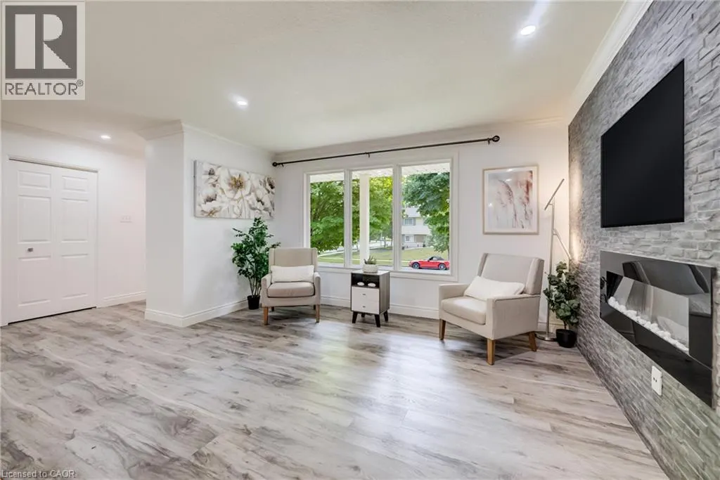 85 FOXHUNT Road