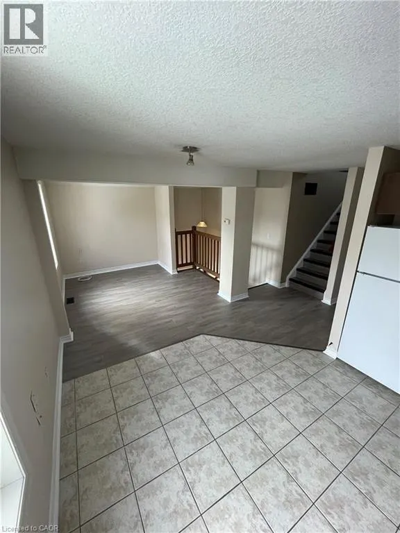 6 MOYER Street Unit# B #B