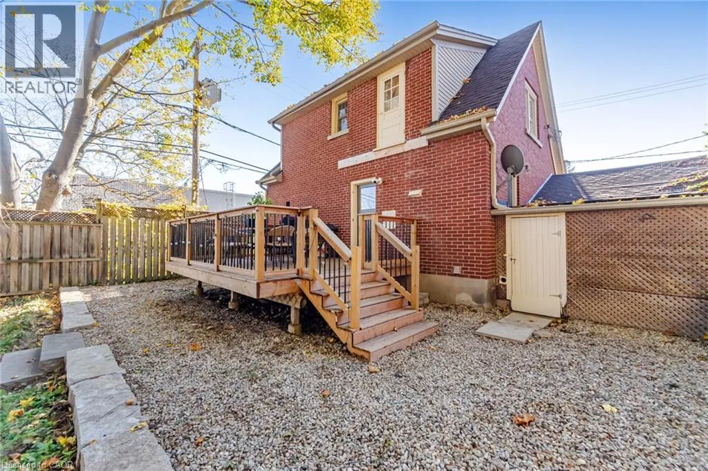 11 ROCK Avenue