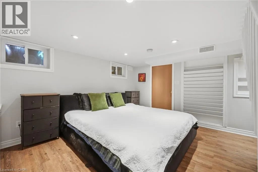11 ROCK Avenue