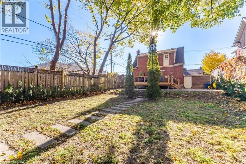 11 ROCK Avenue