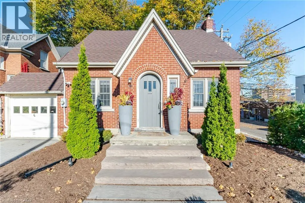 11 ROCK Avenue