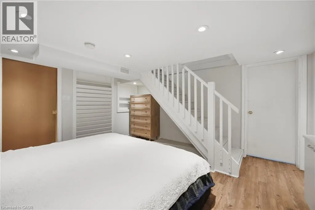 11 ROCK Avenue