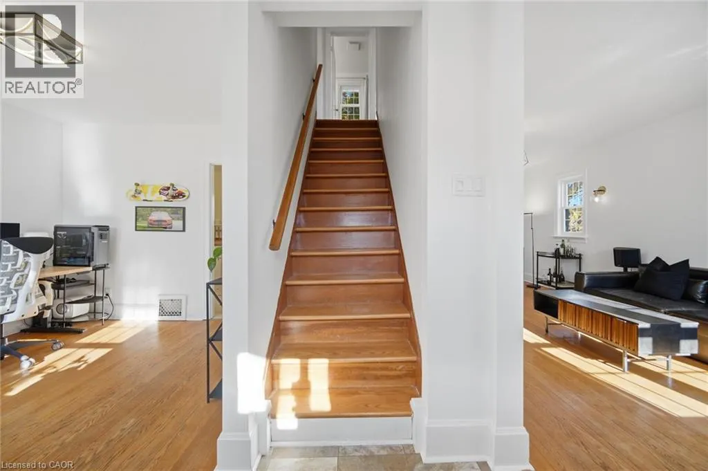 11 ROCK Avenue