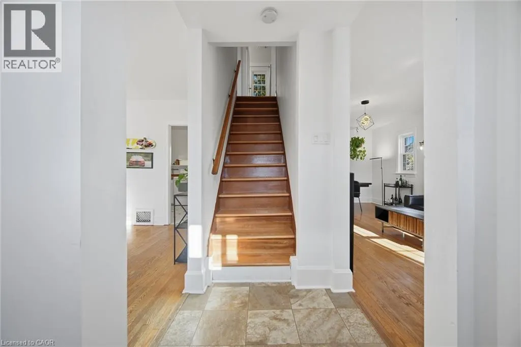 11 ROCK Avenue