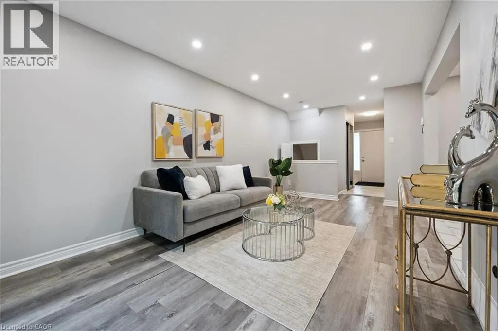 46 CEDARWOODS Crescent Unit# 20 #20