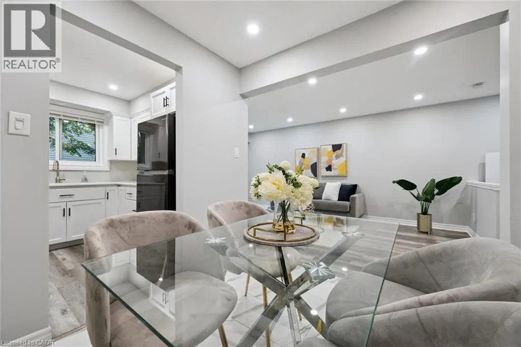 46 CEDARWOODS Crescent Unit# 20 #20