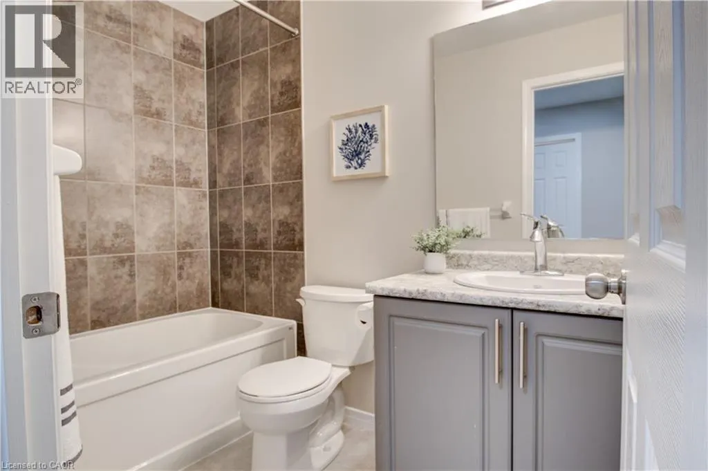 135 HARDCASTLE Drive Unit# 107 #107