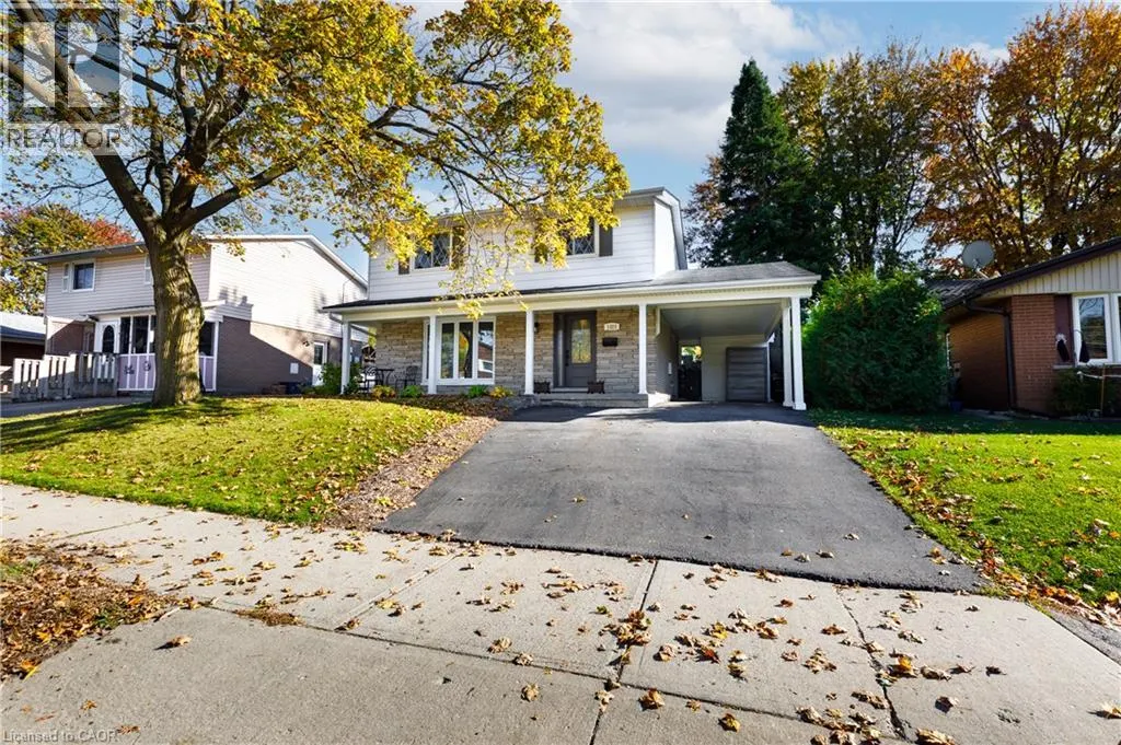 1323 QUEEN'S Boulevard