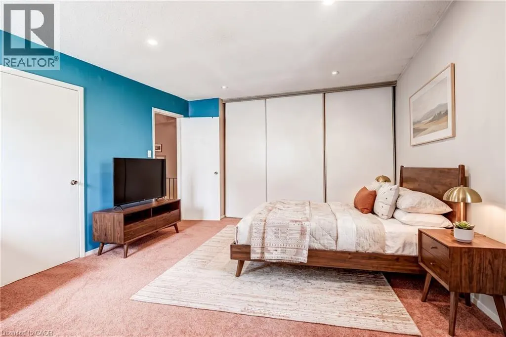 2713 ANDORRA Circle