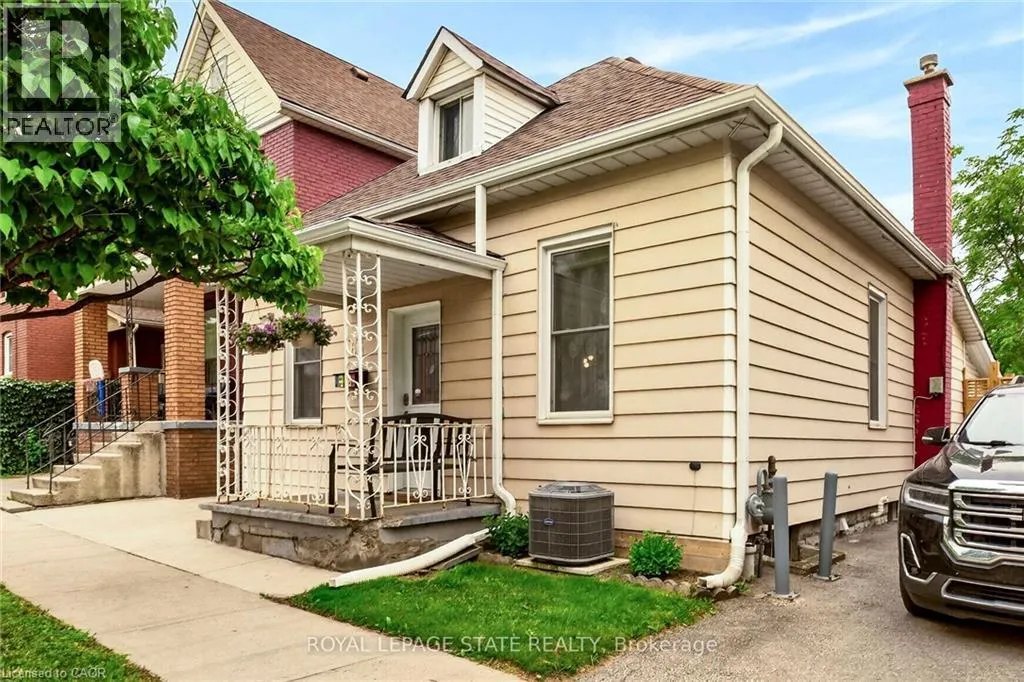 66 BEECHWOOD Avenue