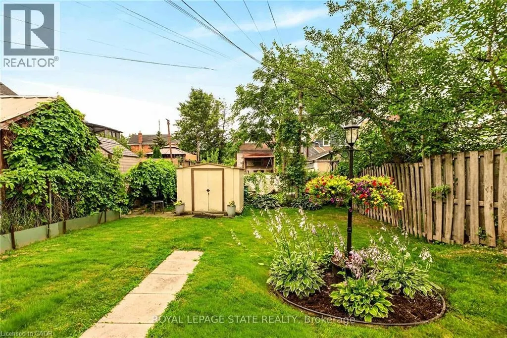 66 BEECHWOOD Avenue