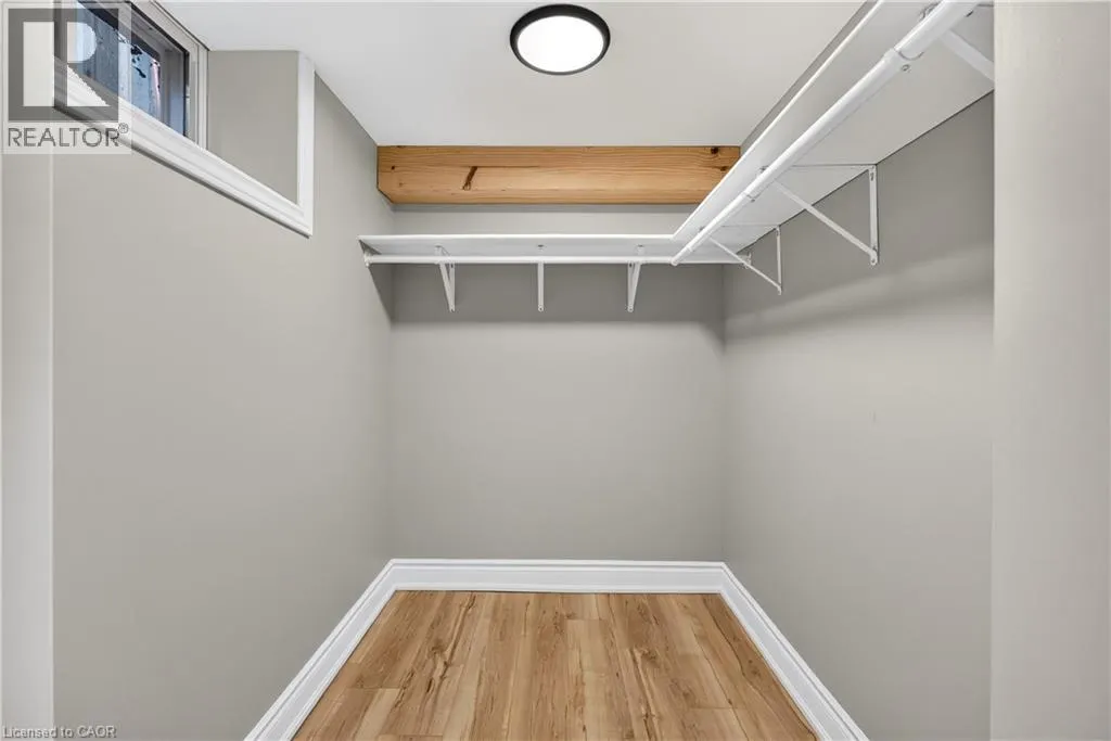 592 ABERDEEN Avenue Unit# 1 #1