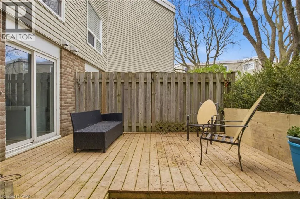 60 ELMSDALE Drive Unit# 46 #46