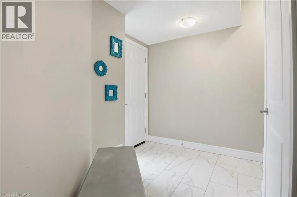 60 ELMSDALE Drive Unit# 46 #46