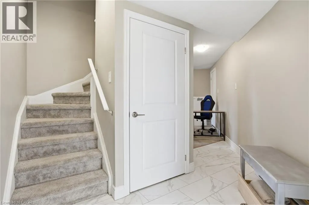 60 ELMSDALE Drive Unit# 46 #46