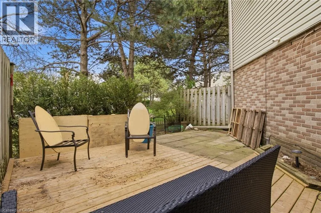 60 ELMSDALE Drive Unit# 46 #46