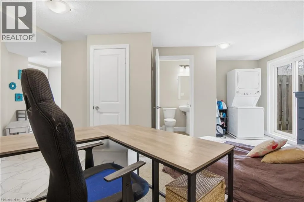 60 ELMSDALE Drive Unit# 46 #46