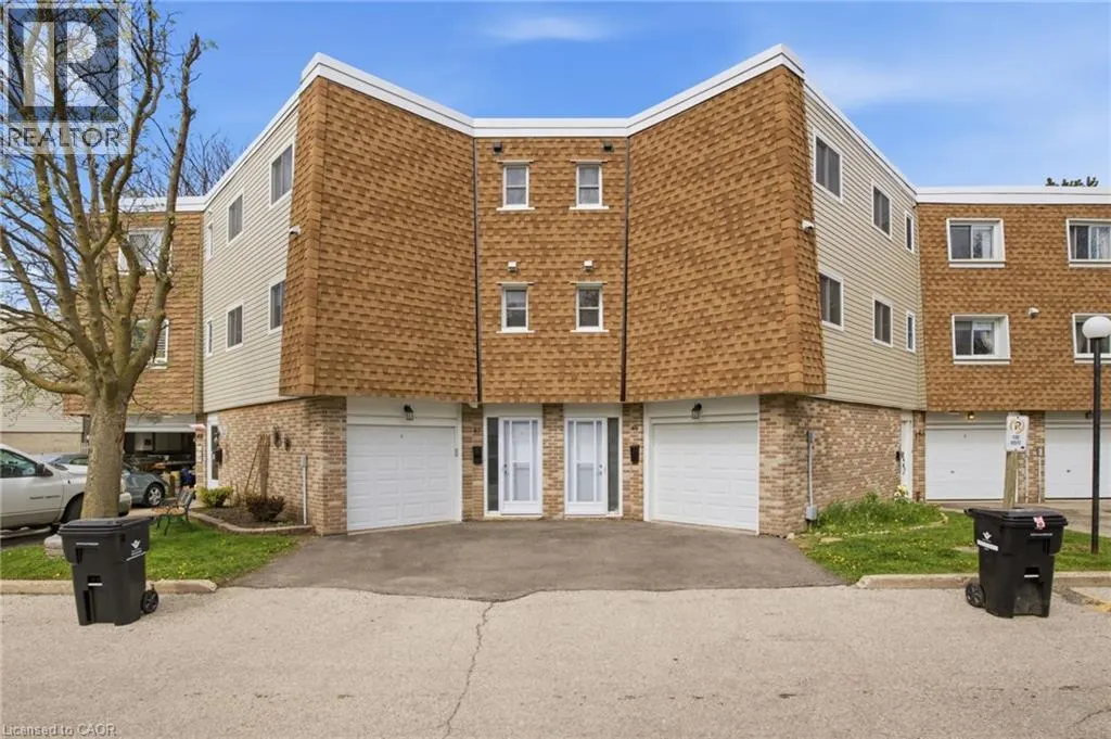 60 ELMSDALE Drive Unit# 46 #46
