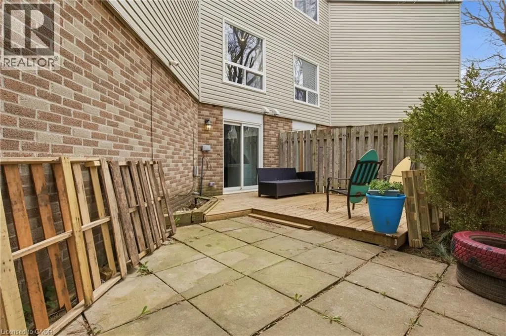 60 ELMSDALE Drive Unit# 46 #46