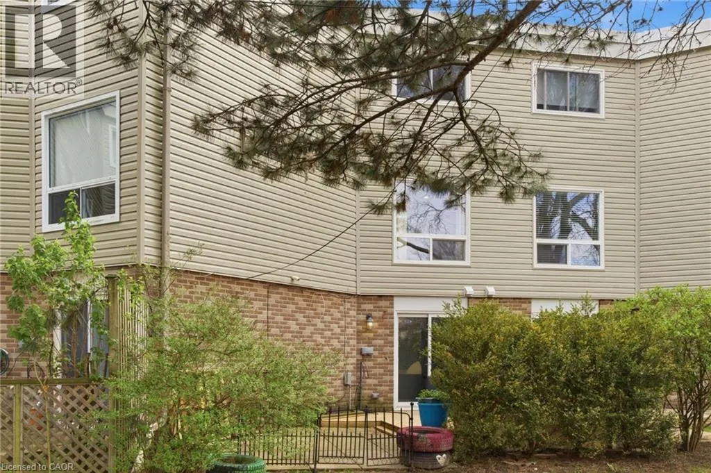 60 ELMSDALE Drive Unit# 46 #46