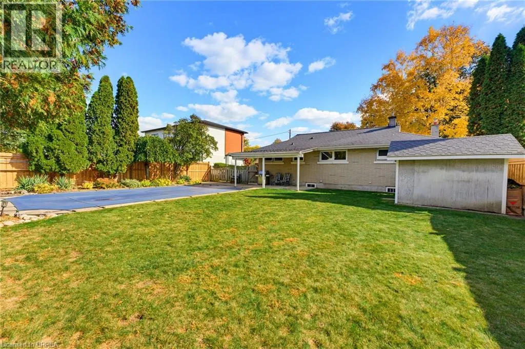 38 VARADI Avenue