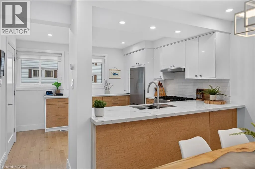 7 BRIAR Lane