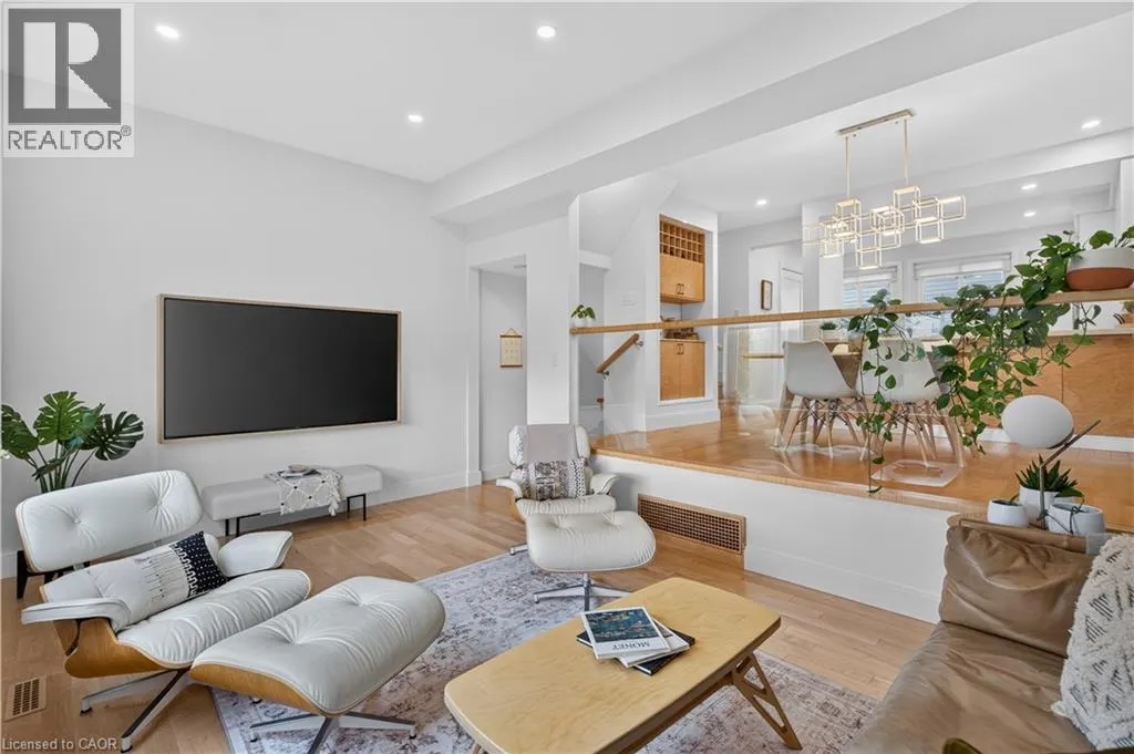 7 BRIAR Lane
