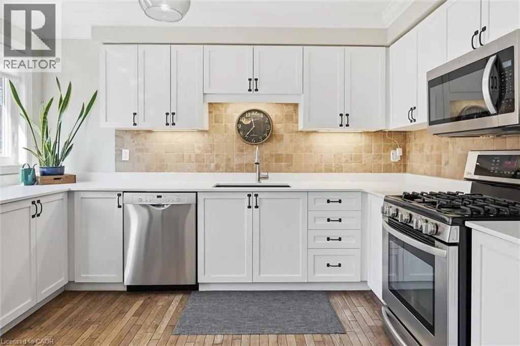 2206 CASSELMAN Court