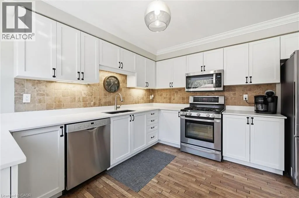 2206 CASSELMAN Court