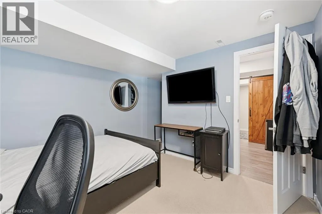 2206 CASSELMAN Court