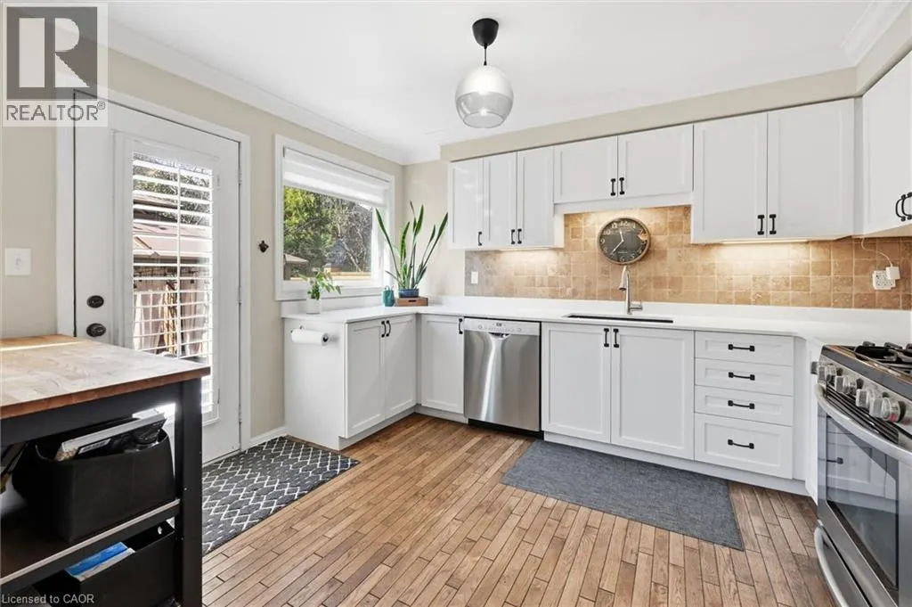 2206 CASSELMAN Court