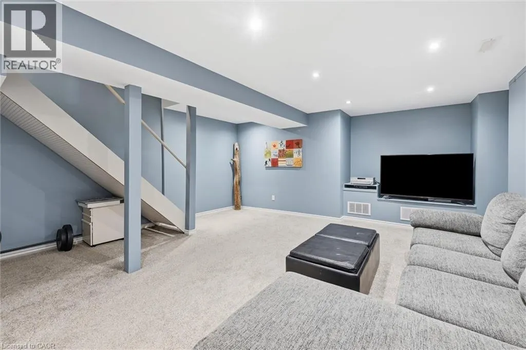 2206 CASSELMAN Court