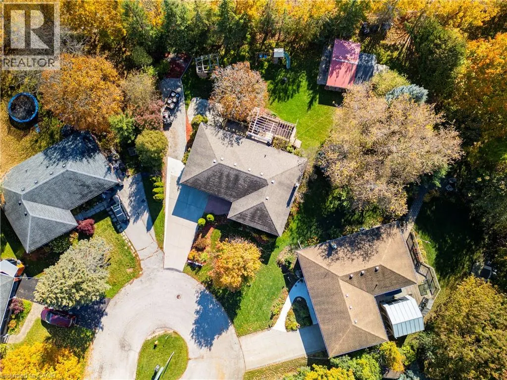24 HARLEW Crescent