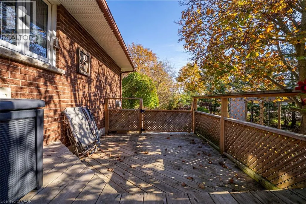 24 HARLEW Crescent
