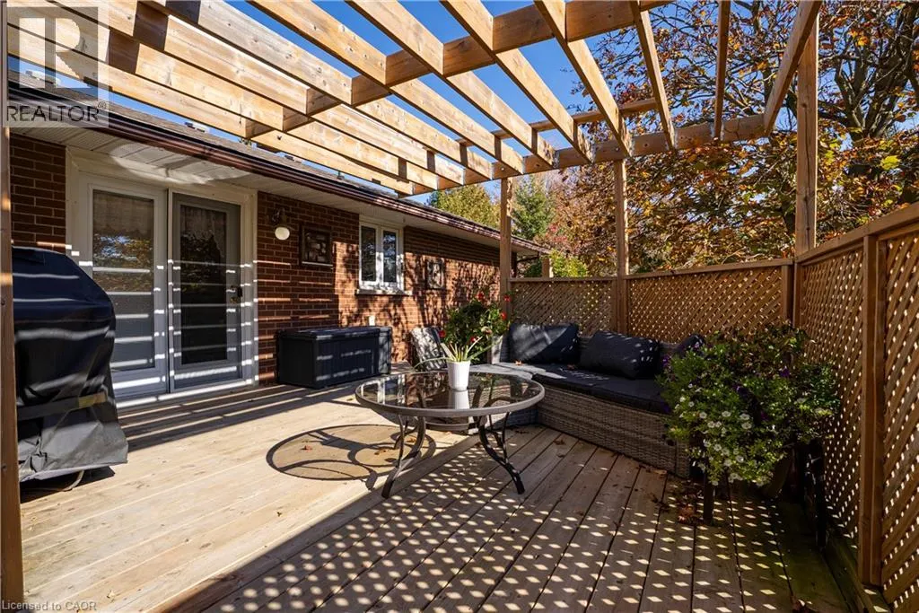 24 HARLEW Crescent