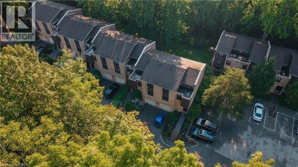 220 SALISBURY Avenue Unit# 13 #13