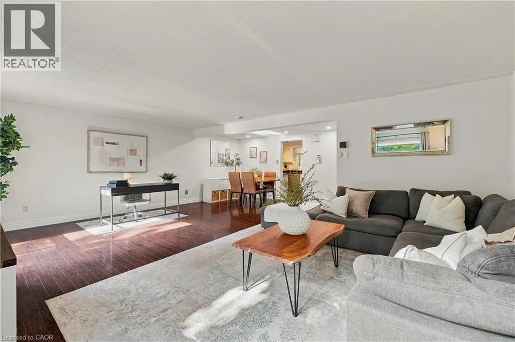 220 SALISBURY Avenue Unit# 13 #13