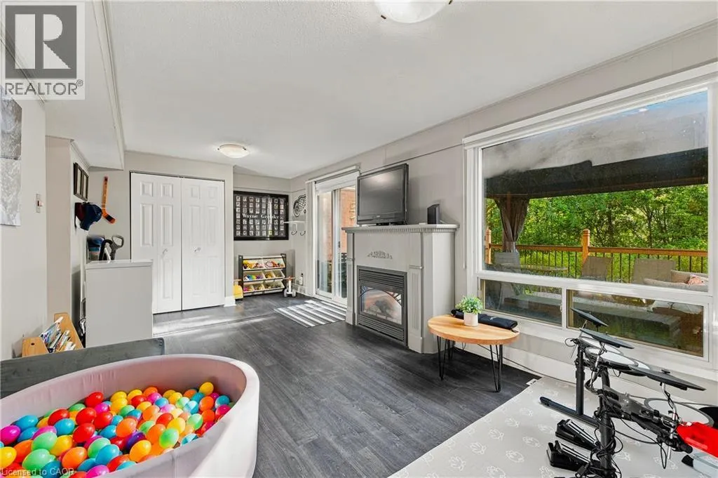 220 SALISBURY Avenue Unit# 13 #13