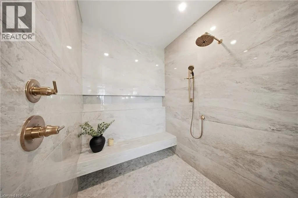 2007 JAMES Street Unit# 2201 #2201