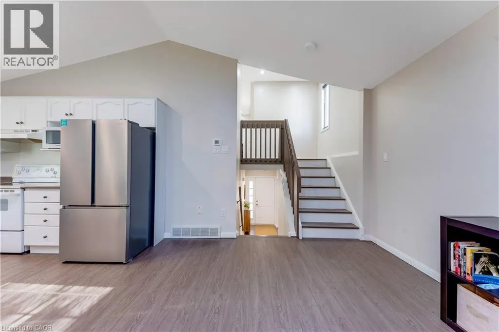 268 KEEWATIN Avenue