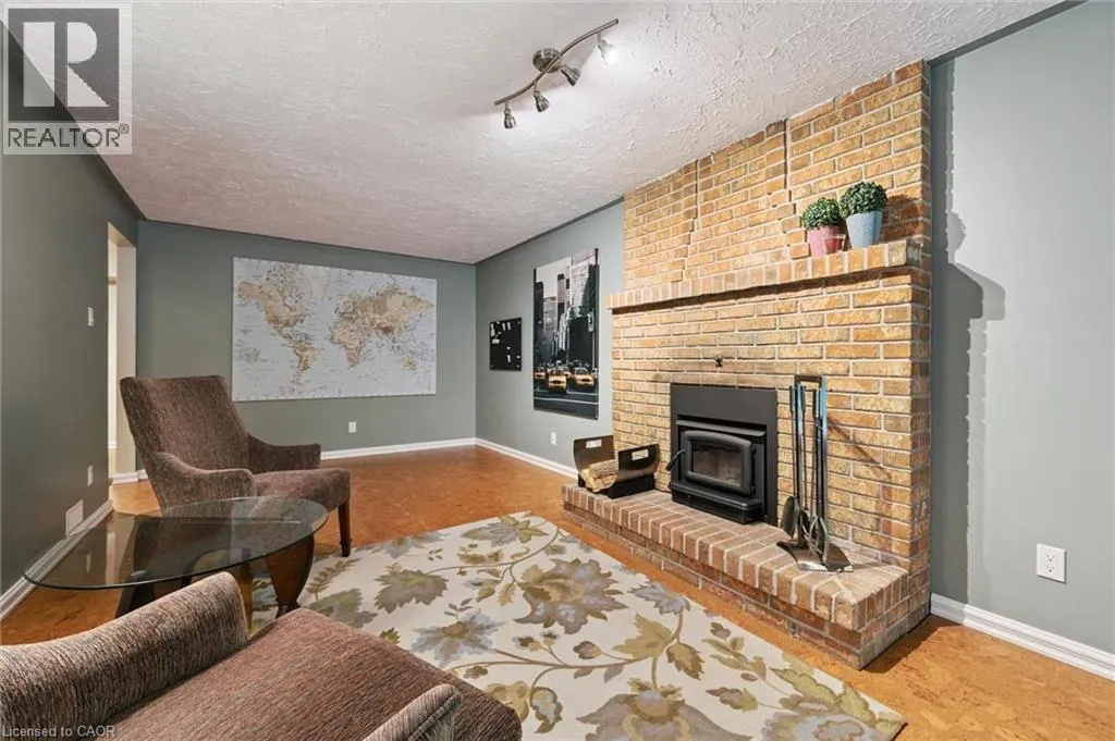 81 SABRINA Crescent