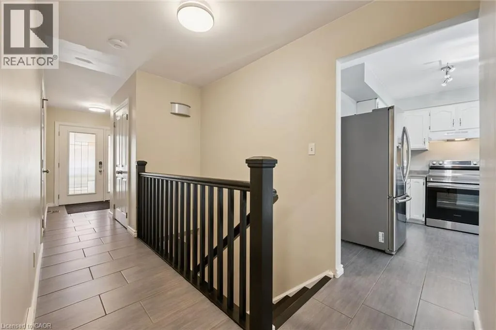 81 SABRINA Crescent