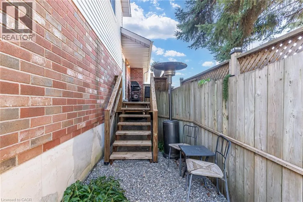 125 JELLY Street