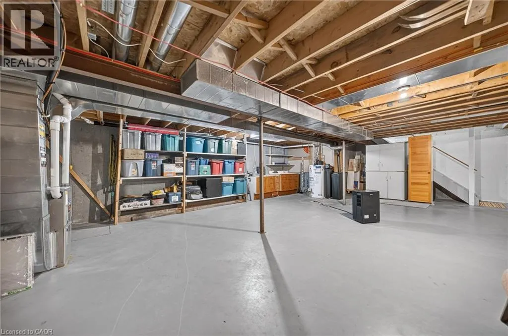 700 ERINBROOK Drive Unit# 4 #4