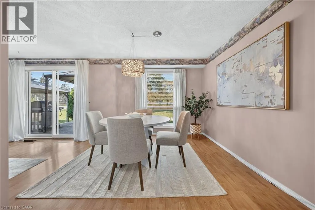 700 ERINBROOK Drive Unit# 4 #4