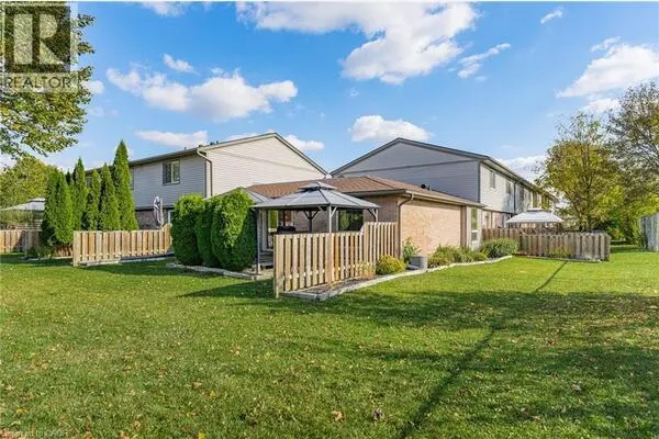 700 ERINBROOK Drive Unit# 4 #4