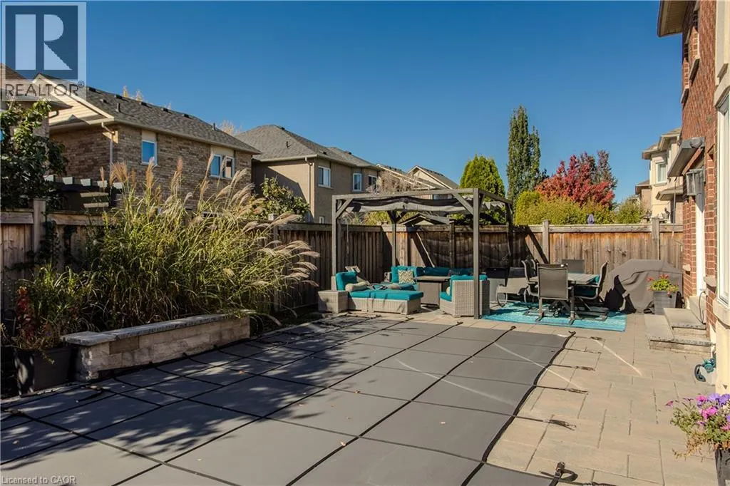 2248 ELMSIDE Crescent