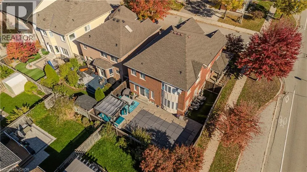 2248 ELMSIDE Crescent